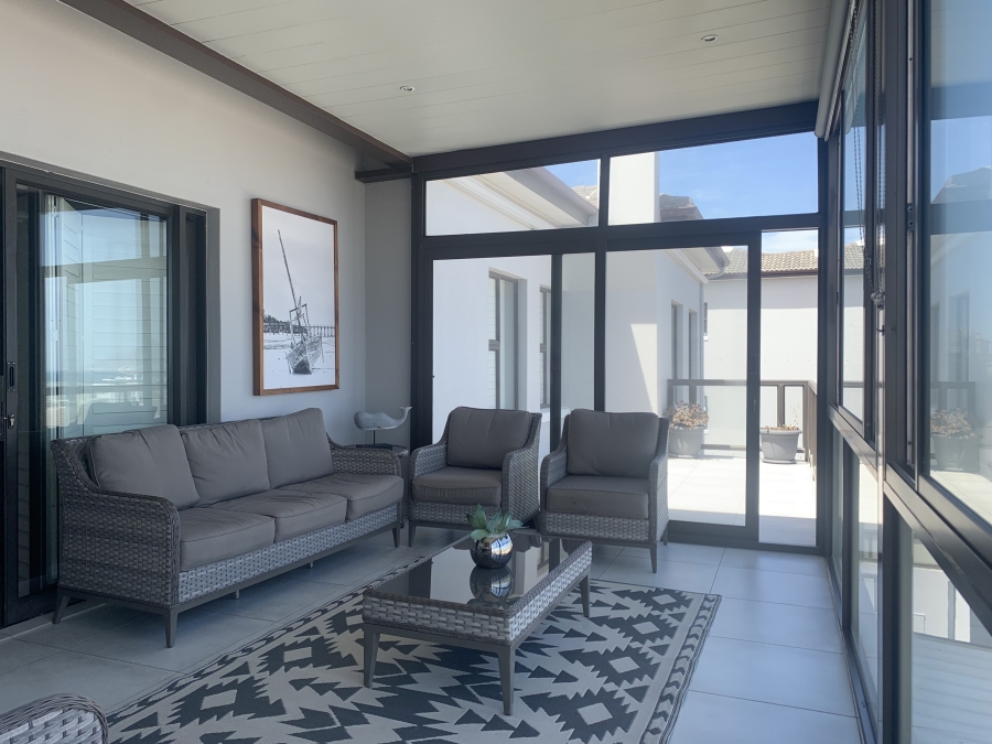 To Let 3 Bedroom Property for Rent in Big Bay Western Cape